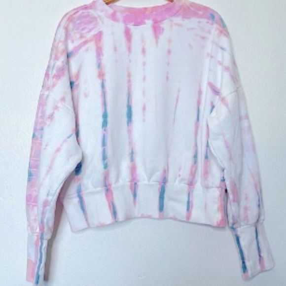 Old navy Loose Tie-Dye Cropped Crew-Neck Sweatshirt for Women - Picture 4 of 14